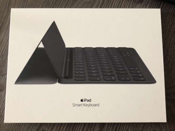 Чехол-клавиатура Apple Smart для iPad(2019) и iPad Air(2019) в Кемерове фото 4