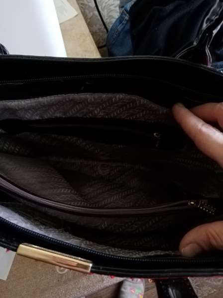 Продам женскую сумку 3 боковых кармана внутри в Вологде фото 4