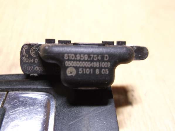 8T0 959 754 D Чип ключ Audi 3 кнопки 868MHz в Волжский фото 4