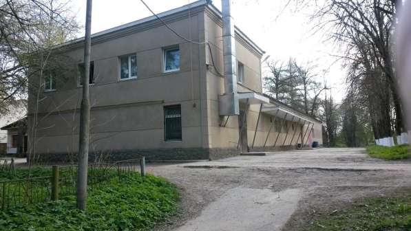 здание завода в Боровске
