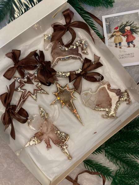 Ёлочные игрушки из эпоксидной смолы в Томске фото 4