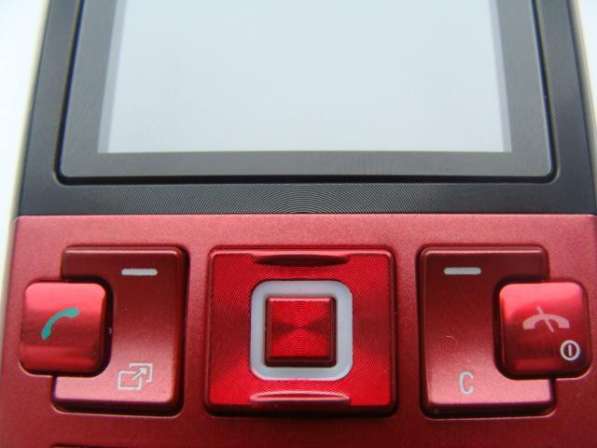 Новый Sony Ericsson T700i (оригинал, комплект) в Москве
