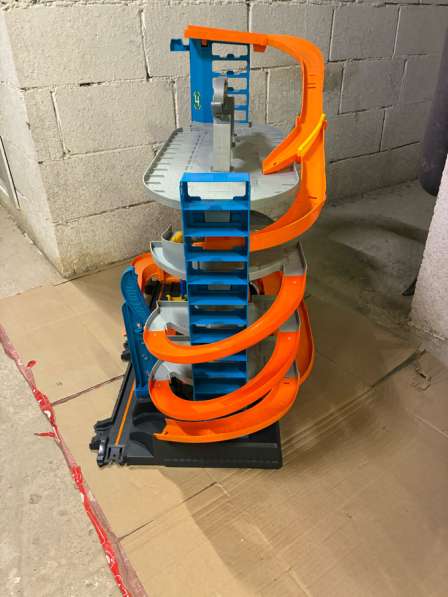 Hot wheels ultimate garag ftb69 в Томилино