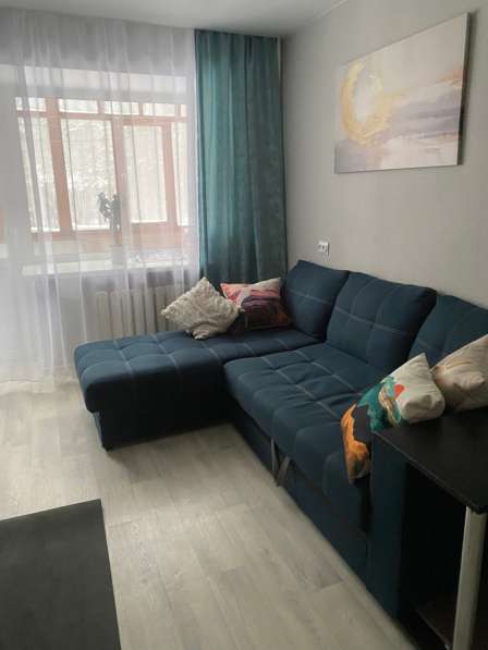 Продам диван угловой в Димитровграде
