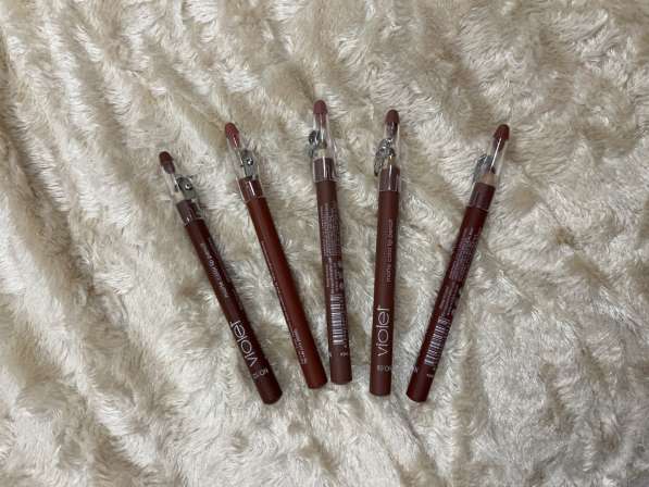 Карандаши для губ