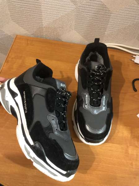 Зимние кроссовки