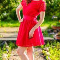 Потрясающее платье ищет свою юную хозяйку!, в Ярославле