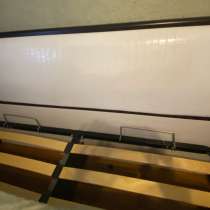 Кровать двуспальная б/у с подьемным механизмом, в Армавире