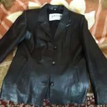 Продам кожаную куртку осеннюю 46 размер, в г.Усть-Каменогорск