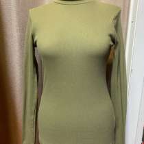 Водолазка новая, в Москве