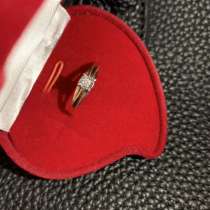 Золотое кольцо с бриллиантом, в Санкт-Петербурге