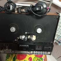 Продаю бабинный магнитофон, пригрыватель, в Санкт-Петербурге