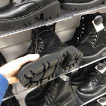 Огромный выбор кроссовки ботинки сапоги и многое другое, в Прокопьевске