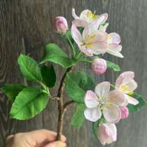 Ветка цветущей яблони. Полимерная глина. Ручная работа, в Москве