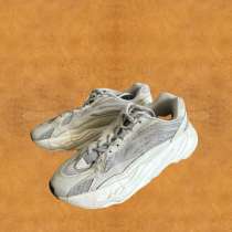 Кроссовки adidas yeezy boost 700 v2, в Крымске