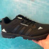 Кроссовки мужские новые размер 45, в Сургуте