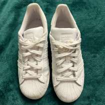 Продам кроссовки оригинальные, в Москве