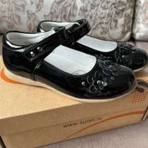 Туфли для девочки чёрные кожаные, в Москве