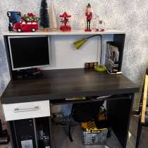 Письменный стол, в Калининграде