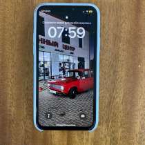 Продается iPhone 11 Pro на 64Гб. Темно-зеленого цвета. В хор, в Славянске-на-Кубани