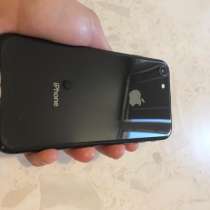 Продаю iPhone 8 на 64 GB Silver, в Ростове-на-Дону
