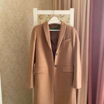 Бежевое пальто benetton, в Санкт-Петербурге