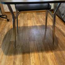 Продам кухонный стол, в Новосибирске