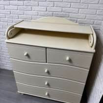 Комод с пеленальным столиком массив дерева, в Мытищи