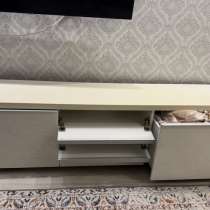 Тумба под ТВ, белая IKEA, в Москве