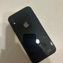 IPhone XR использованный работает чистый без царапин, в Уфе
