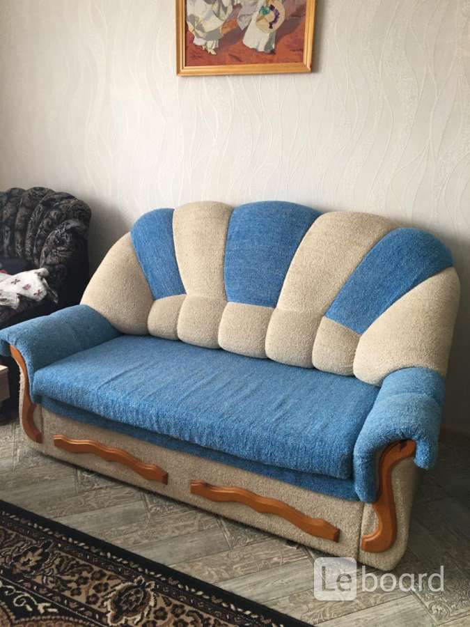 Диван - купить в Ачинске, цена 10 000 руб., продано 24 декабря 2017 - Диваны и к